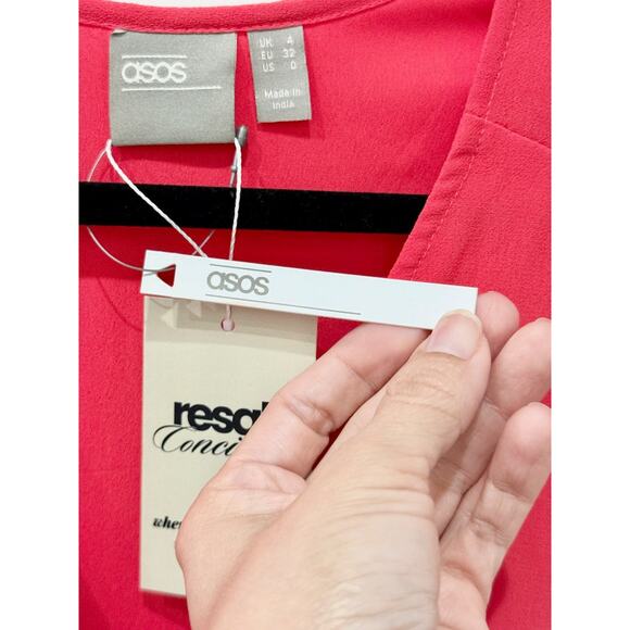 NWT ASOS DESIGN Flutter Sleeve Pleated Textured Chiffon Maxi Dress Red Womens 0 - Picture 5 of 6